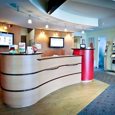 Ibis Biarritz Aeroport Hotel 3*
