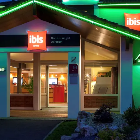 Ibis Biarritz Aeroport Hotel 3*