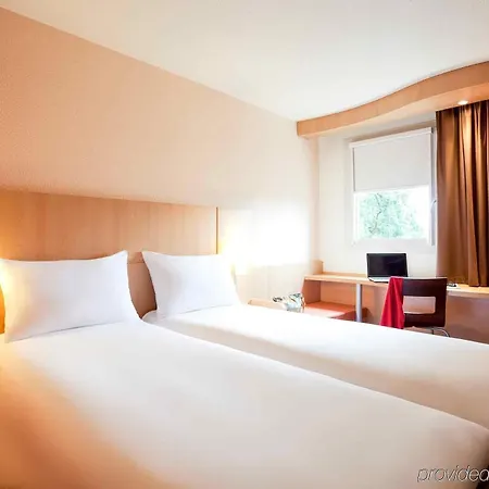 Ibis Biarritz Aeroport 3* Anglet