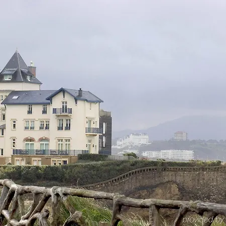 Ibis Biarritz Aeroport 3*