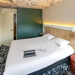 比亚里茨格里特机场宜必思酒店 3* 安格雷