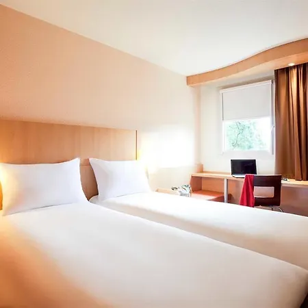 Ibis Biarritz Aeroport ホテル