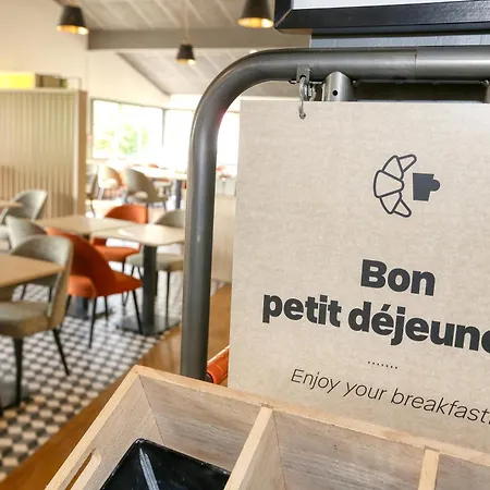 Ibis Biarritz Aeroport Hotel 3*
