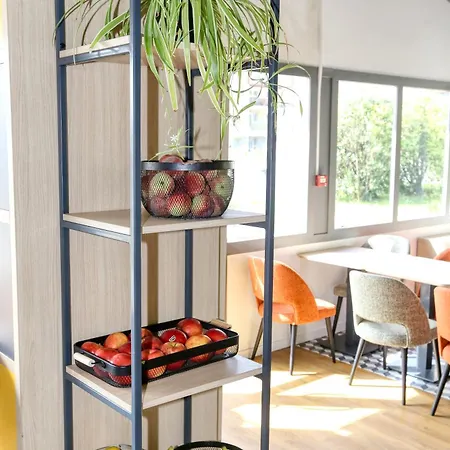 Ibis Biarritz Aeroport Hotel 3*