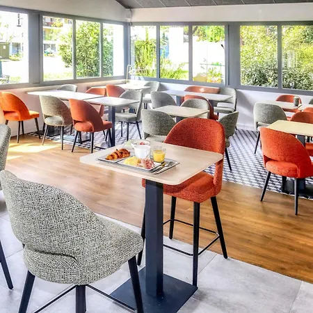 Ibis Biarritz Aeroport 3*