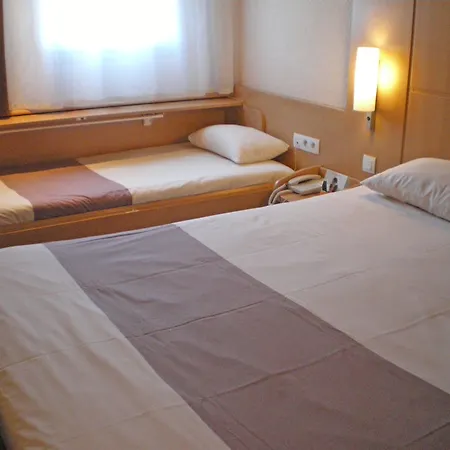 Ibis Biarritz Aeroport ホテル