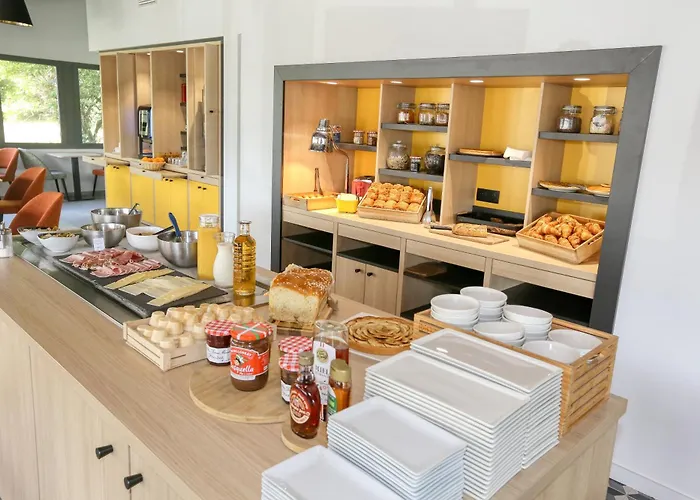 Hotel Ibis Biarritz Aeroport 3*