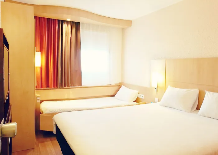 Ibis Biarritz Aeroport Hotel Anglet