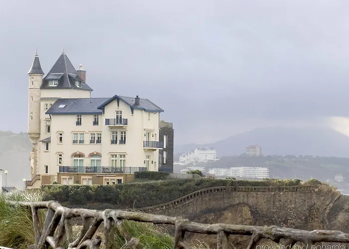 Ibis Biarritz Aeroport 3*